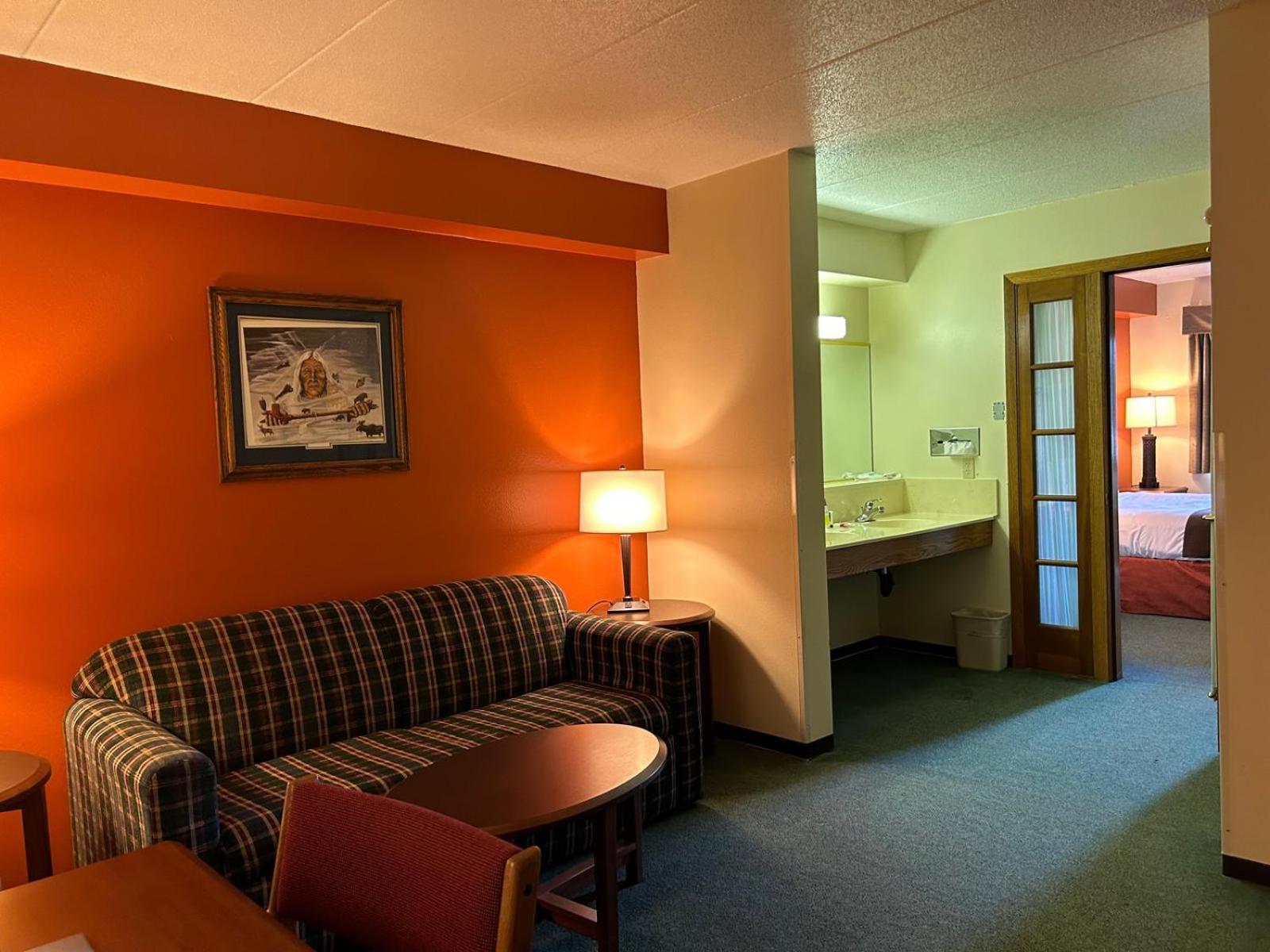 Northwoods Inn & Suites - Blackduck 외부 사진